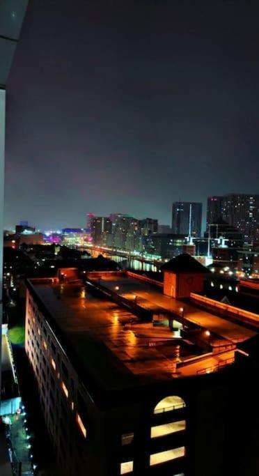 High Rise 2 Bedroom & 2 Bath Apartment With Parking, Balcony & Amazing View Manchester Exterior photo